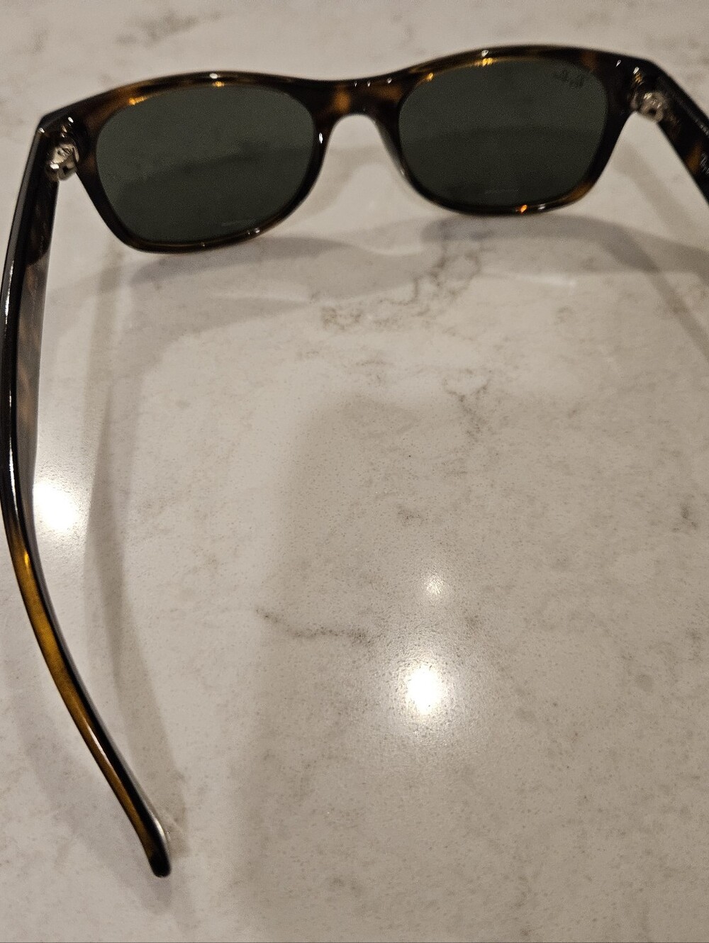 Ray-Ban New Wayfarer RB2132 52mm Tortoise Sunglasses with Green Lenses - Picture 8 of 12